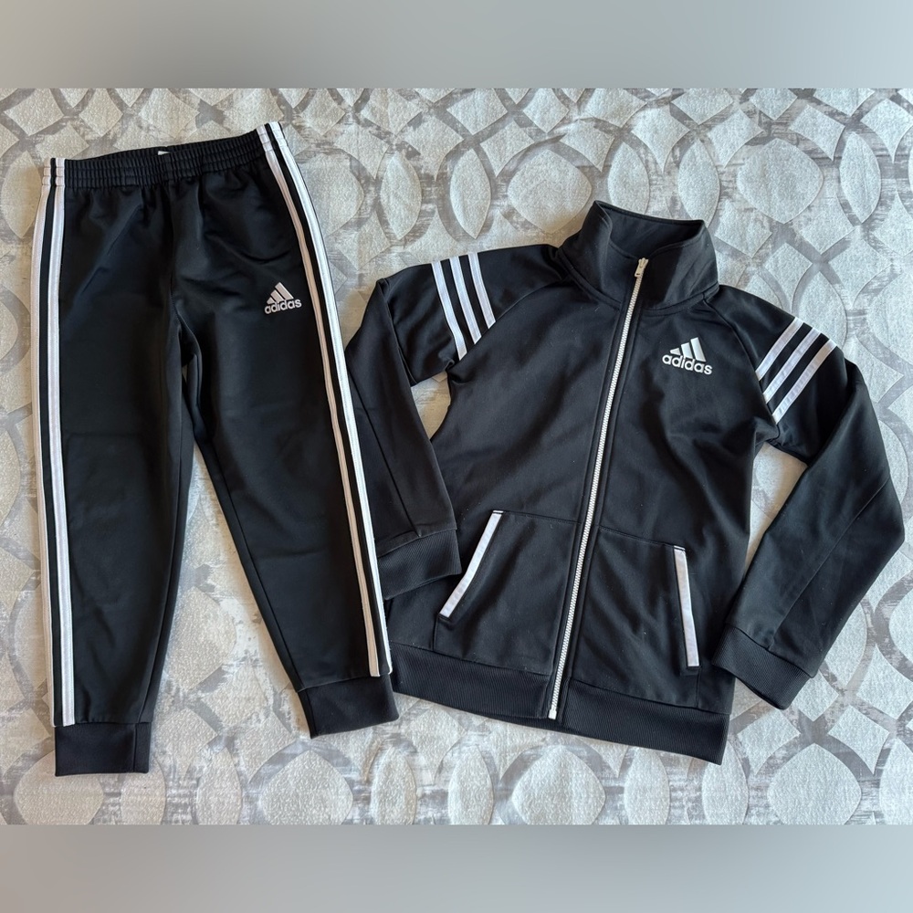 Adidas Classic Tracksuit Jacket and Joggers Matching Set Boys Size 5 / 6